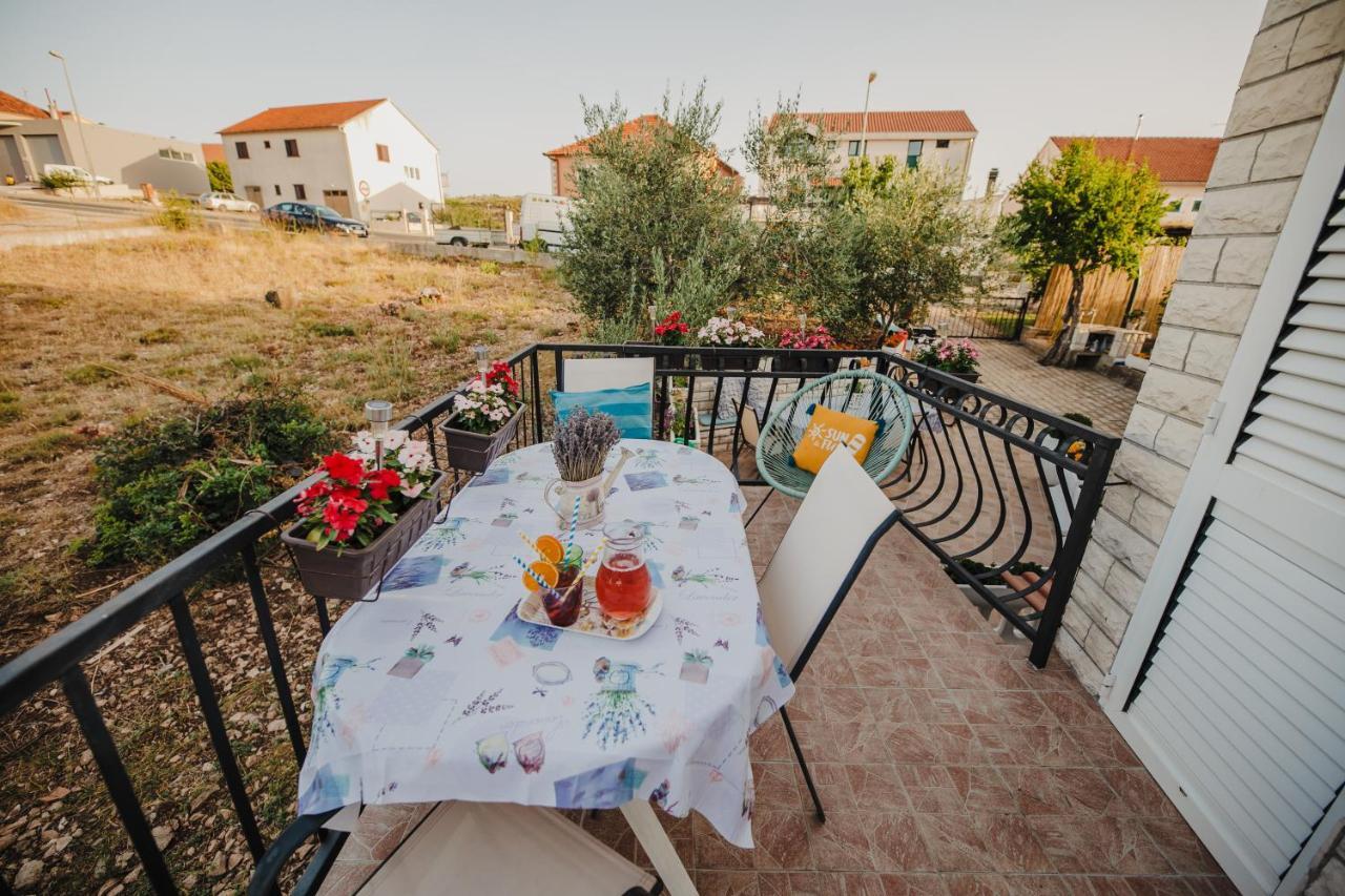 Studio Apartmant Tonka Šibenik Exterior foto